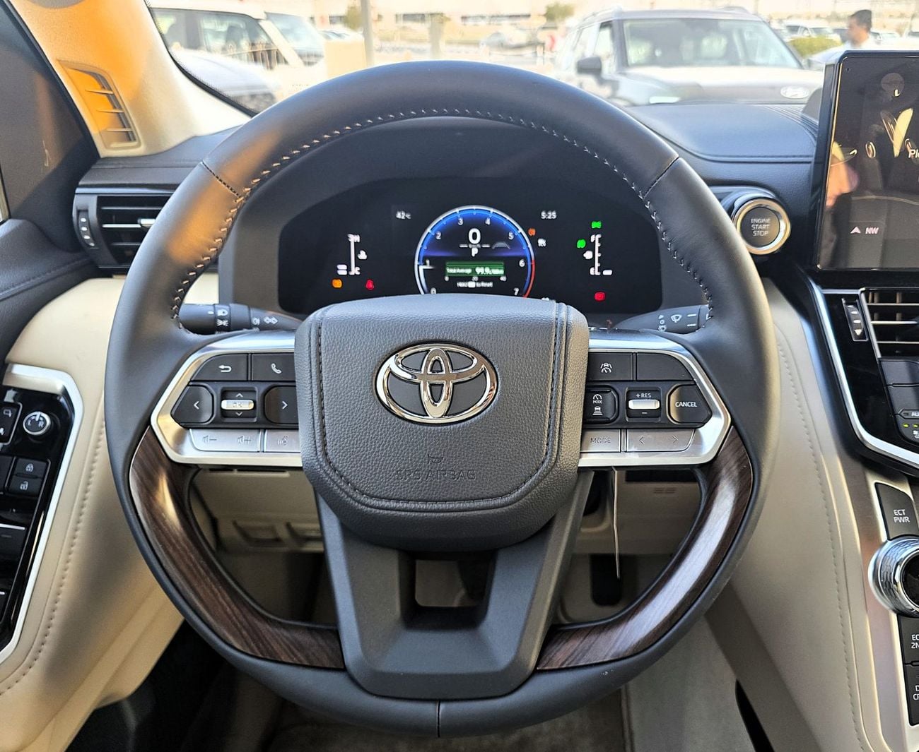 تويوتا لاند كروزر GXR Toyota Land Cruiser LC300 AERO S 4.0L A/T V6 4WD GCC White Color 2026 Model