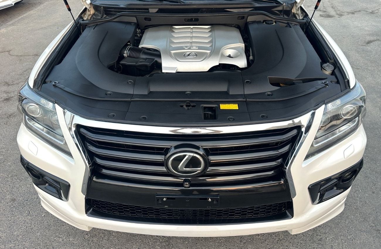Lexus LX570 NAVIGATION SPORT
