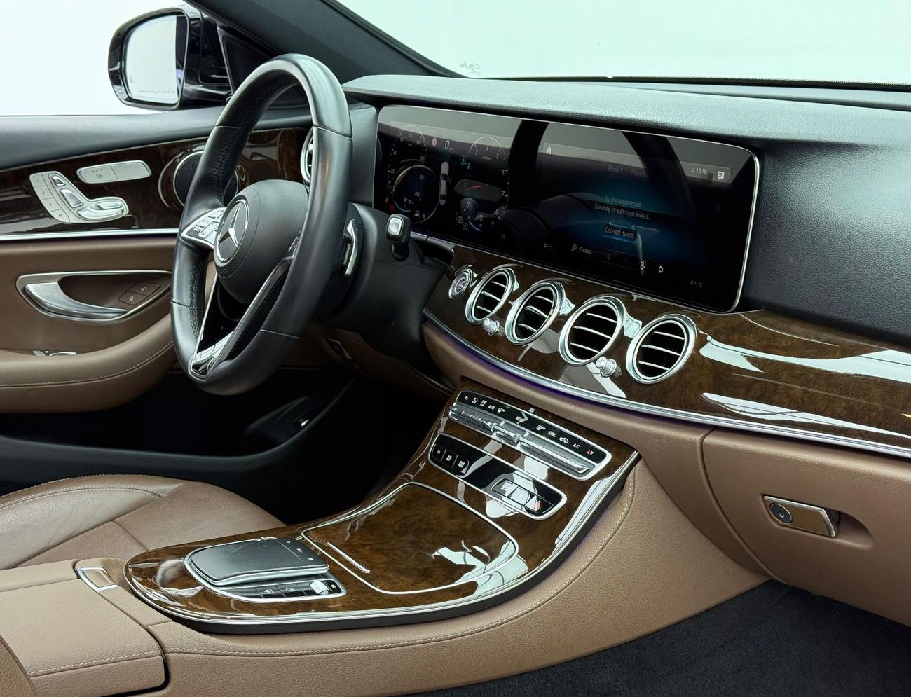 مرسيدس بنز E300 Premium 2.0L 2021 Mercedes Benz E300, 2027 Mercedes Warranty, Full Mercedes Service History, Low Km,