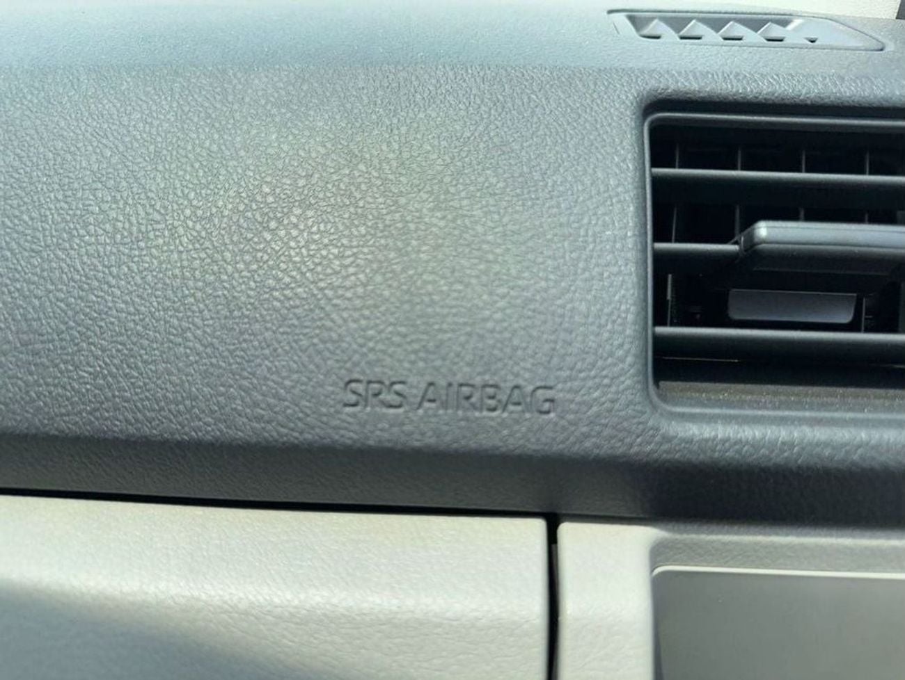 تويوتا هاياس GL TOYOTA HIACE 3.5 PASSENGER MANUAL TRANSMISSION 2025 MODEL