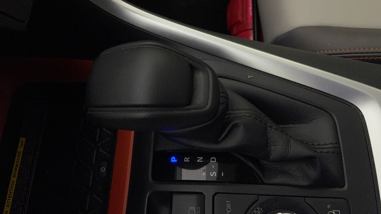 تويوتا راف ٤ ADVENTURE 2.5 | بدون دفعة مقدمة | اختبار القيادة في المنزل