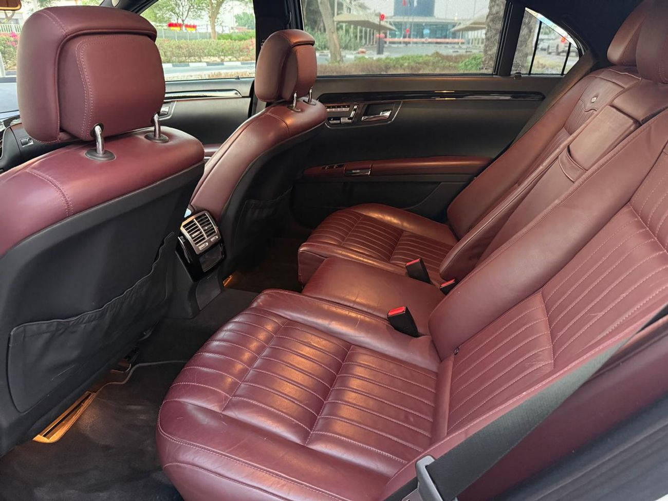 مرسيدس بنز S 350 MERCEDES BENZ S350 2013 GCC AMG FULL SERVICE HISTORY ORIGINAL PAINT