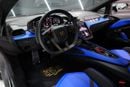 لامبورغيني ريفويلتو Standard Carbon Fiber Interior, Hybrid V12, 700 KM Only, Dealer Warranty!!