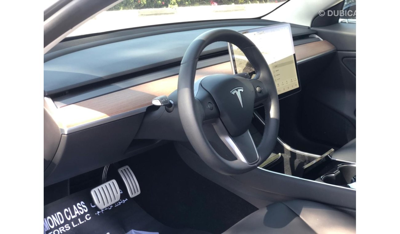 Tesla Model 3 Tesla Model 3 GCC