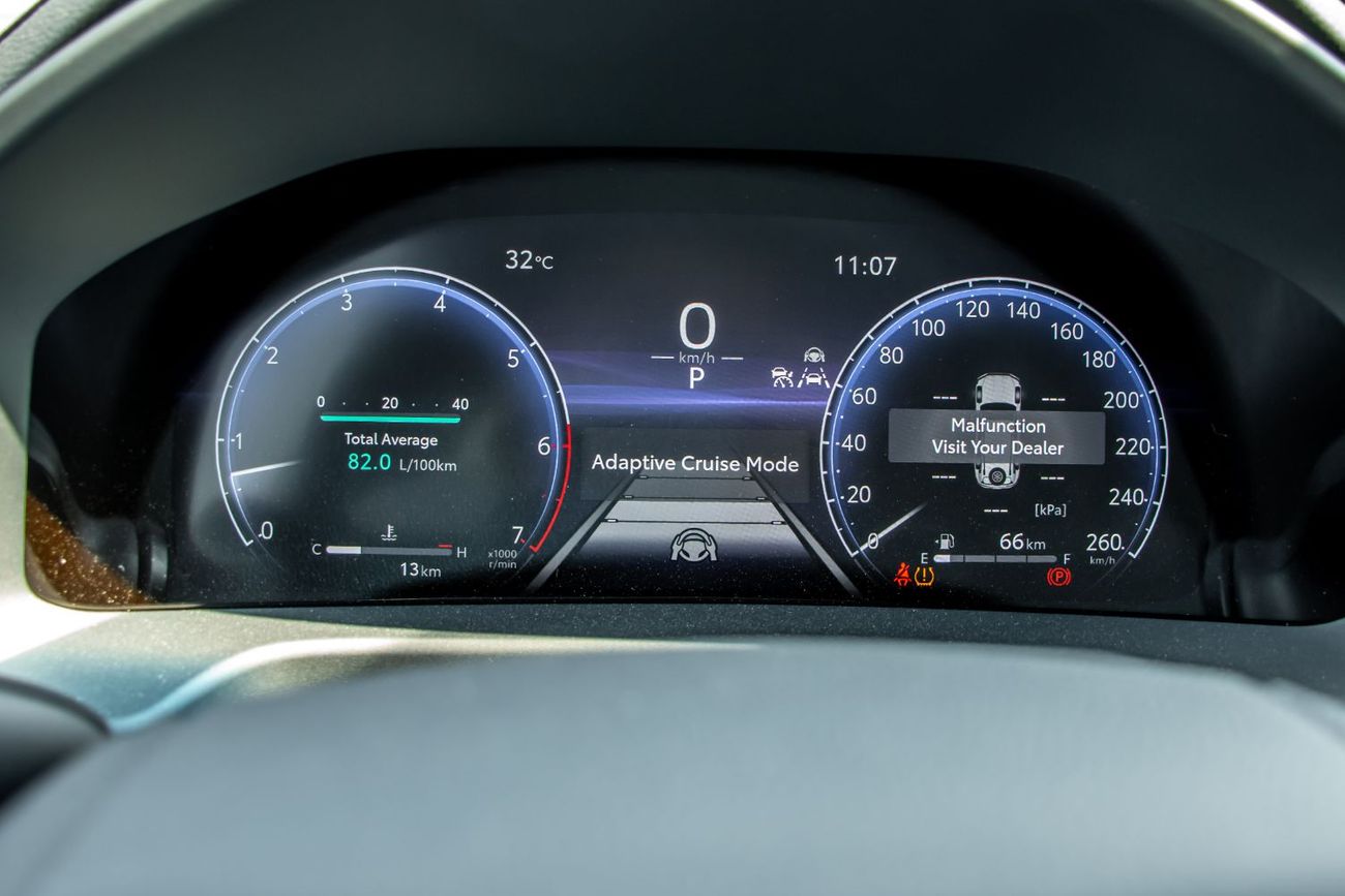 تويوتا لاند كروزر GR-S 3.3L