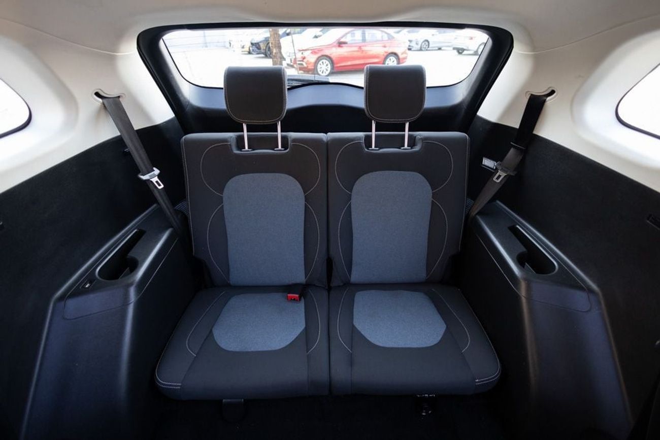 Chevrolet Captiva LS 1.5L (149 HP) (7 Seater)