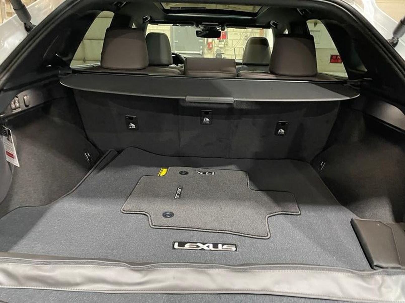 لكزس RX 350 EXECUTIVE ( Canadian spec )