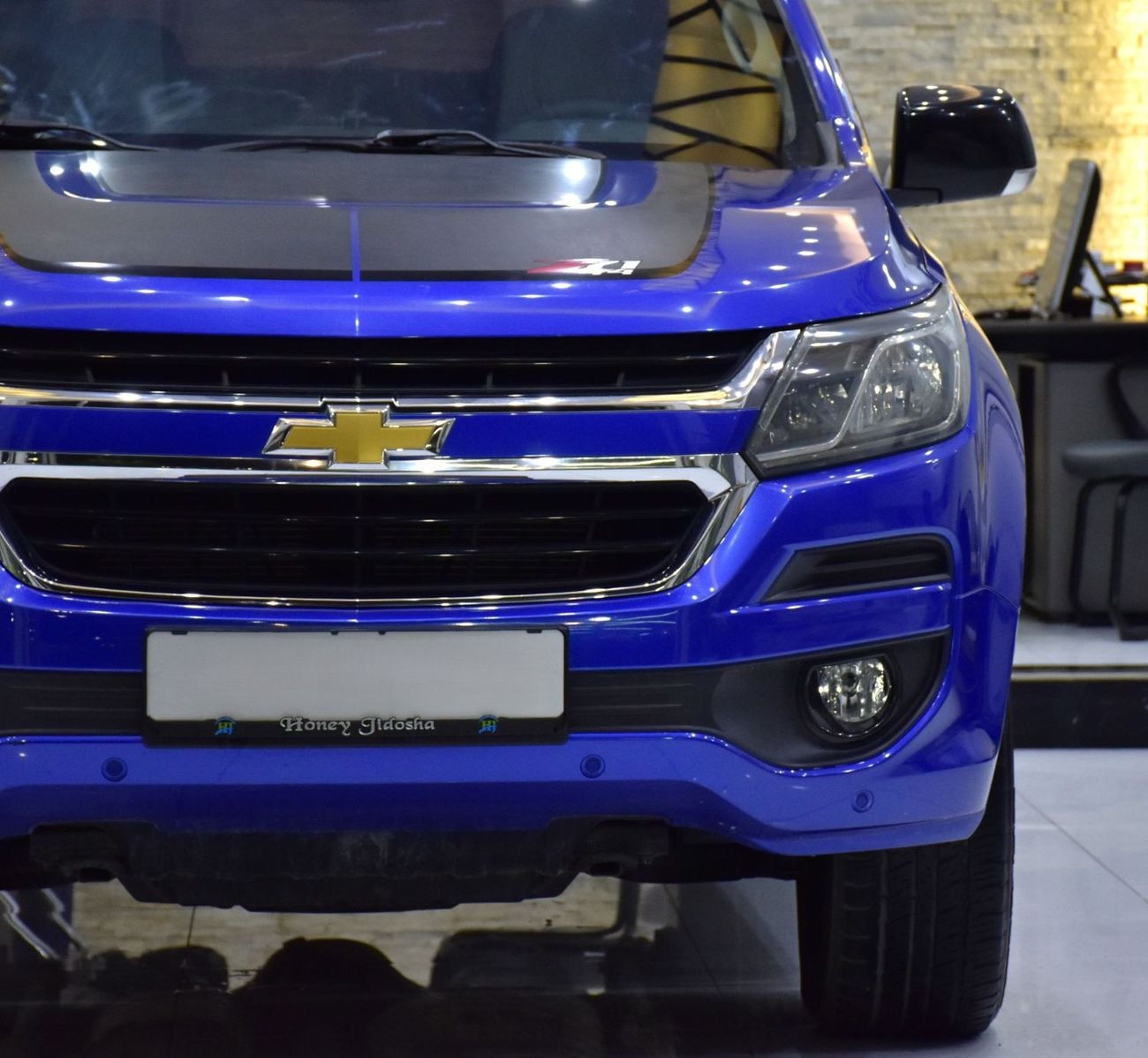 Chevrolet Trailblazer LT Z71 EXCELLENT DEAL for our Chevrolet Trailblazer Z71 ( 2018 Model ) in Blue Color GCC Specs