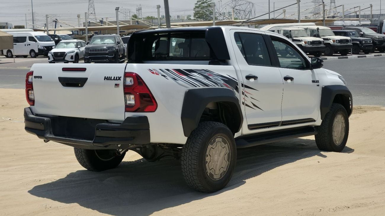 Toyota Hilux Toyota Hilux GR Sport - GCC - 2026 Brand New (Export)