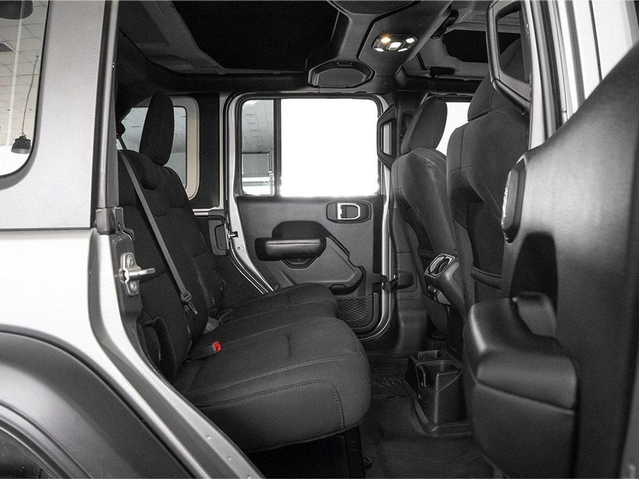 جيب رانجلر Unlimited Sport 3.6L A/T