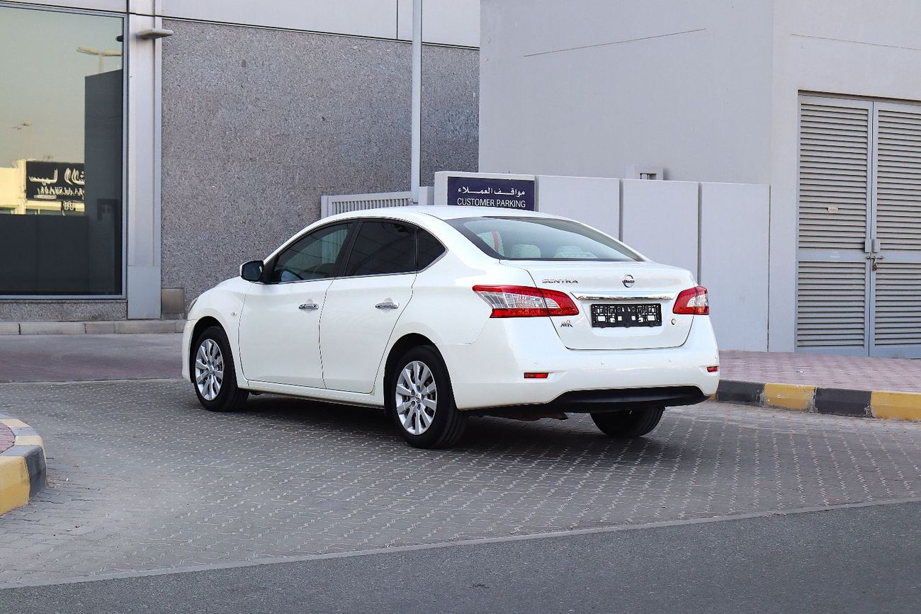 Nissan Sentra S 1.6L (110 HP)