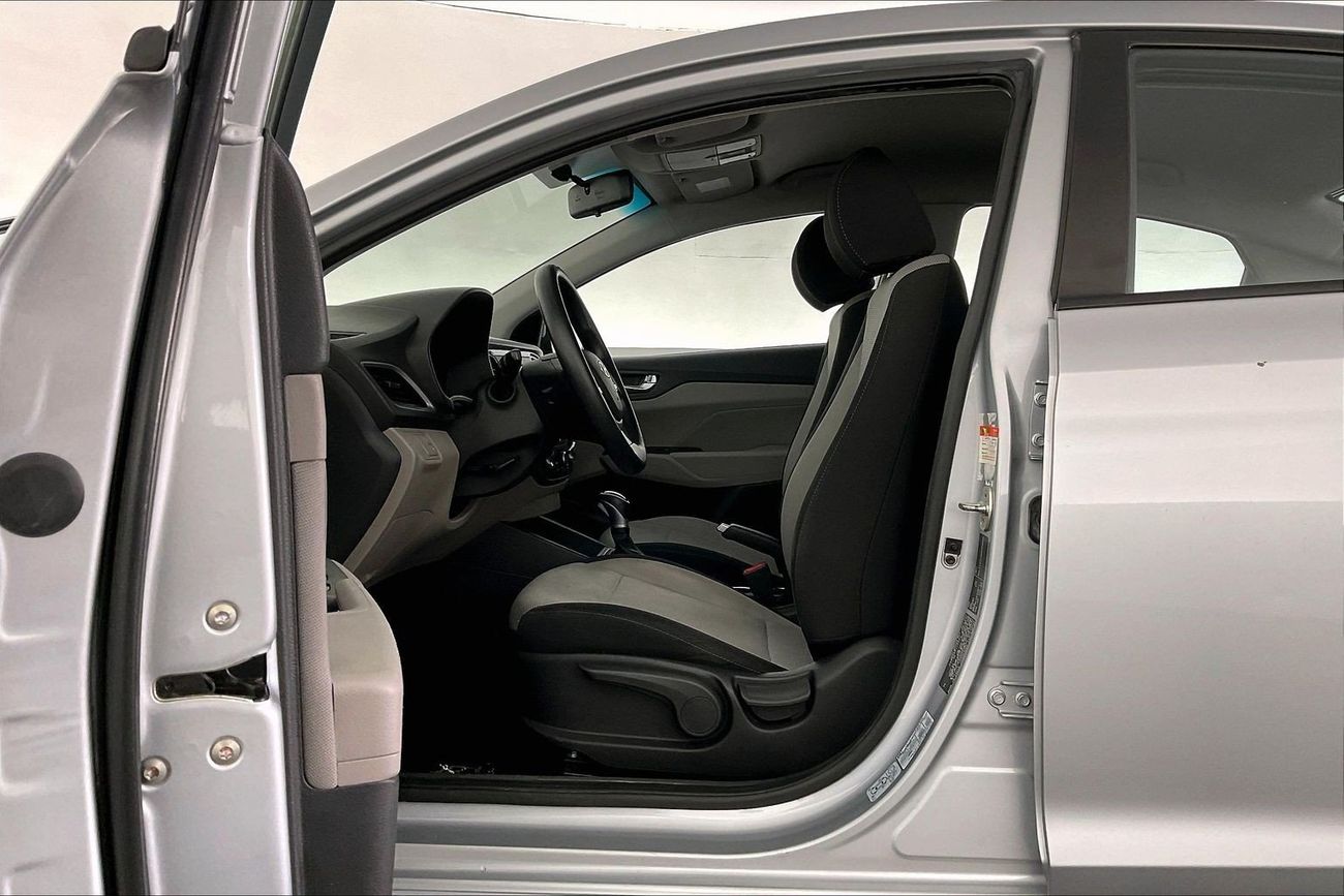 Hyundai Accent Smart / GL | National Day Celebration | Guaranteed Warranty | 0 Down Payment