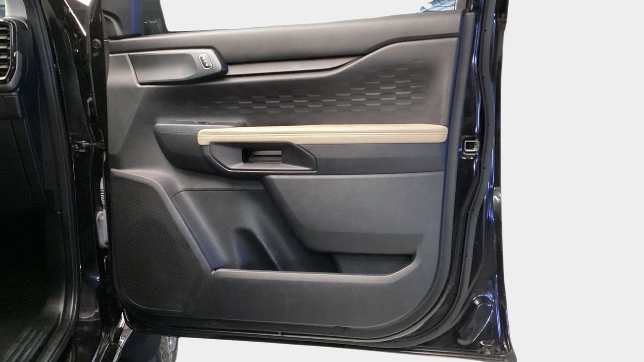 فورد ايفرست 2.3 XLS 4WD AUTO CLOTH OFF ROAD 18ALW | شامل الضمان | 0 ﺪﻔﻋﺓ ﺃﻮﻟﻯ