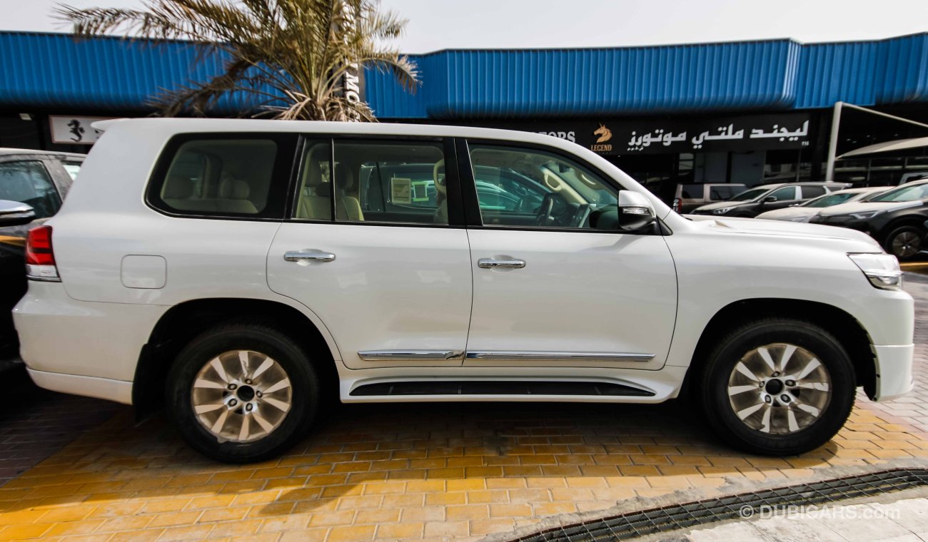 Toyota Land Cruiser 2017 GX.R 4.6 V8 Petrol AT Brand New