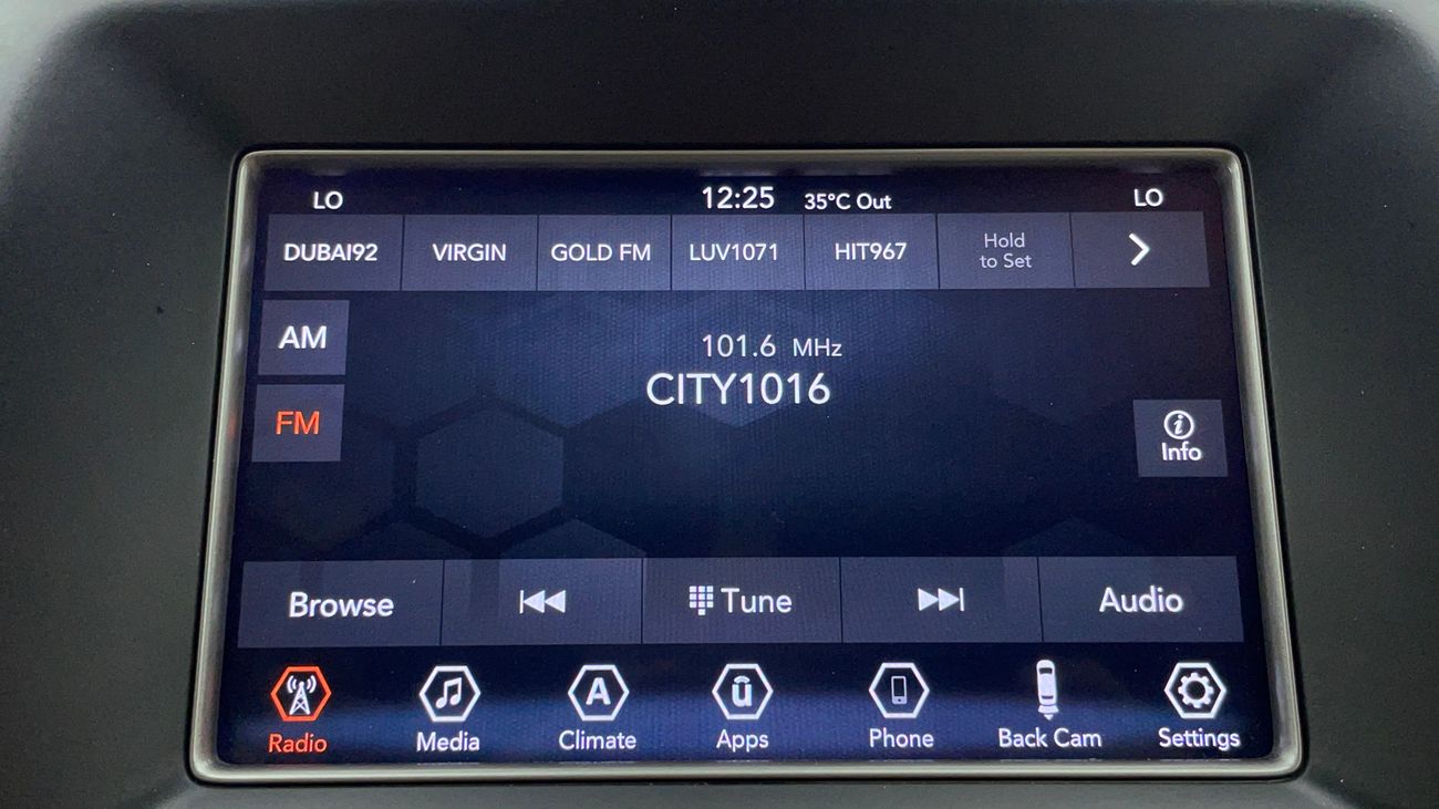 جيب جراند شيروكي LAREDO 3.6 | بدون دفعة مقدمة | اختبار القيادة في المنزل