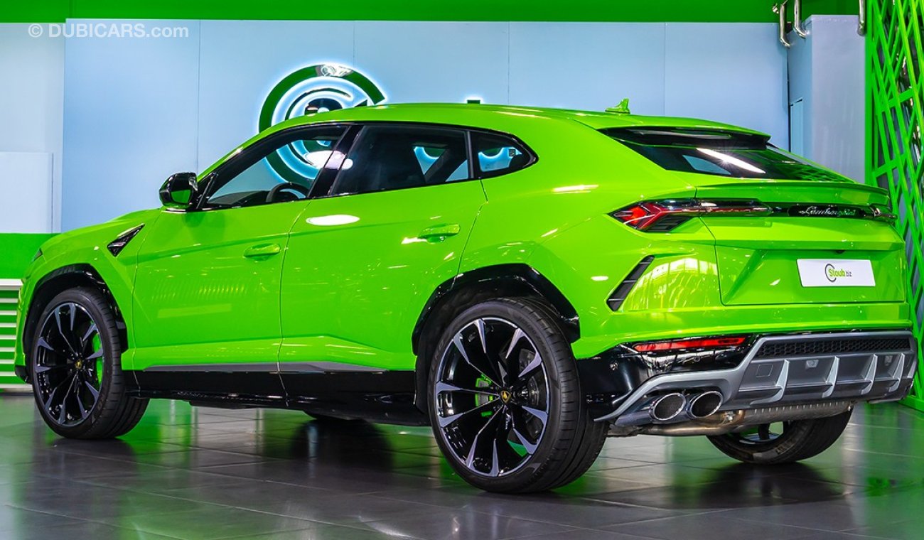 Lamborghini Urus IN PEARL VERDE MANTIS | 2021 | BRAND NEW | ZERO KM