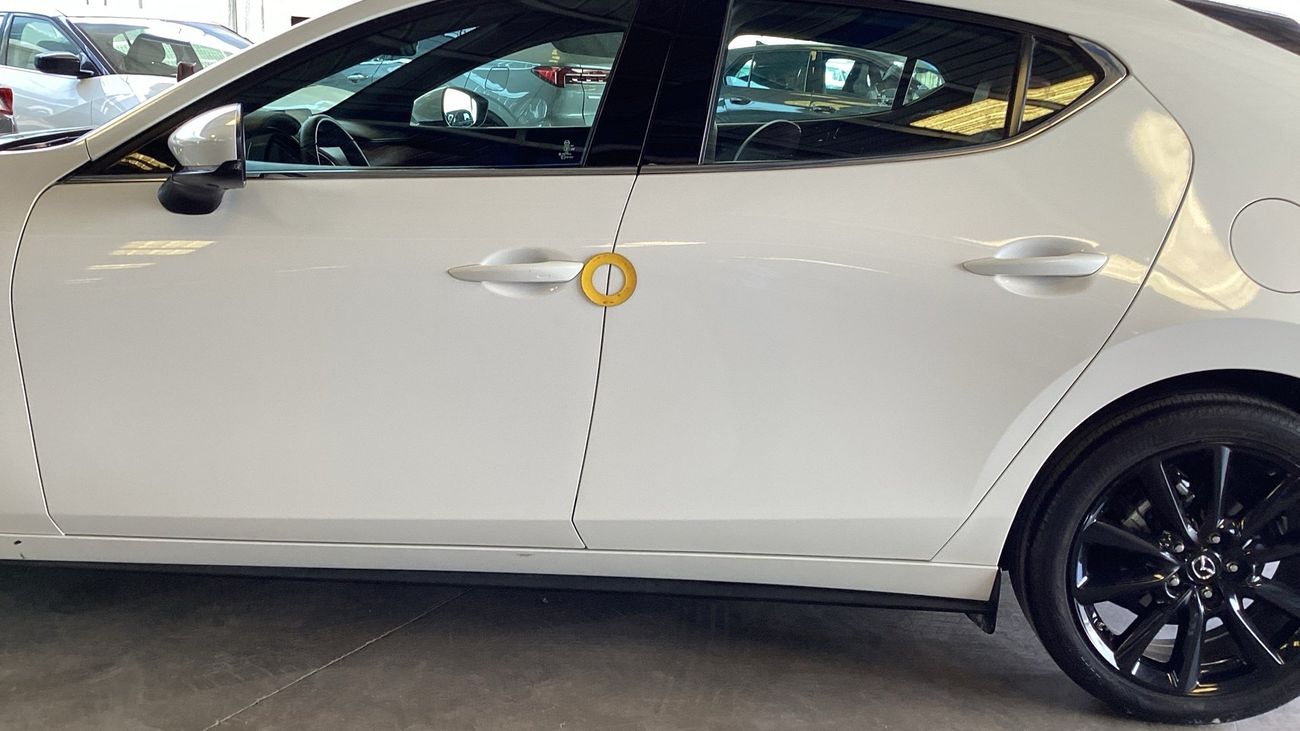 Mazda 2 2.0 INTENSE AUTO | Guaranteed Warranty | 0 Down Payment