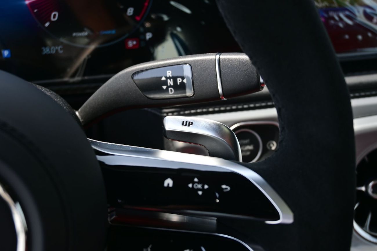 Mercedes-Benz G 63 AMG 4MATIC SUV Mercedes AMG G63, 4.0-litre Twin-Turbocharged Petrol V8 Engine