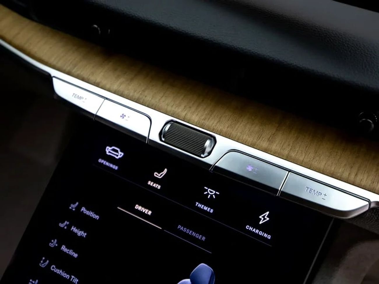 لوسيد اير Pure