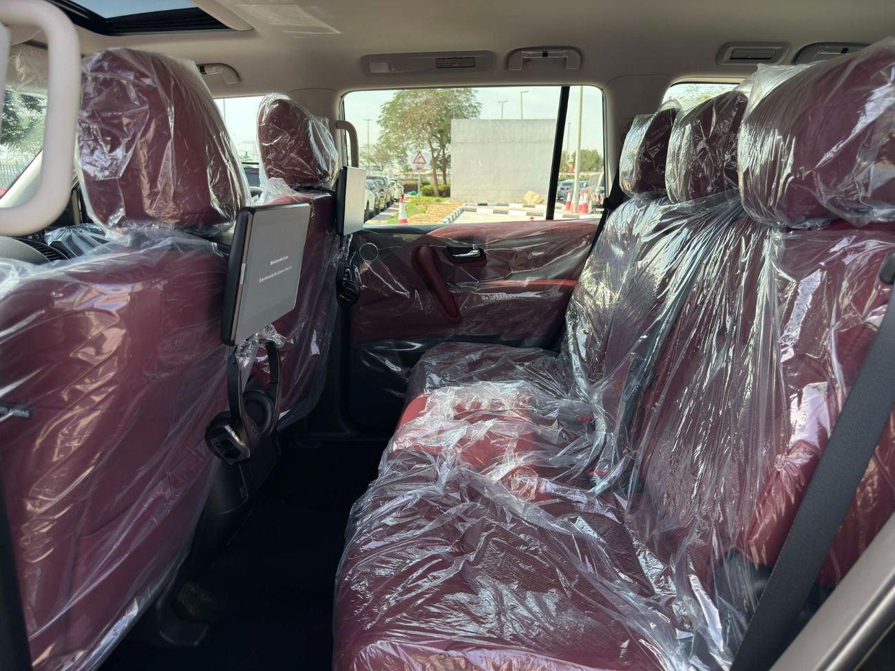 نيسان باترول LE Platinum 5.6L