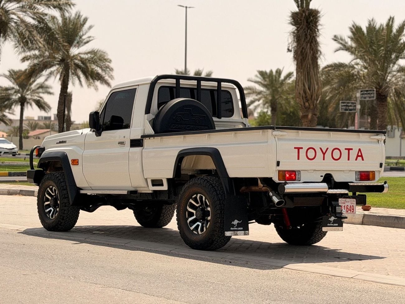 Toyota Land Cruiser Pickup 70 VXR
