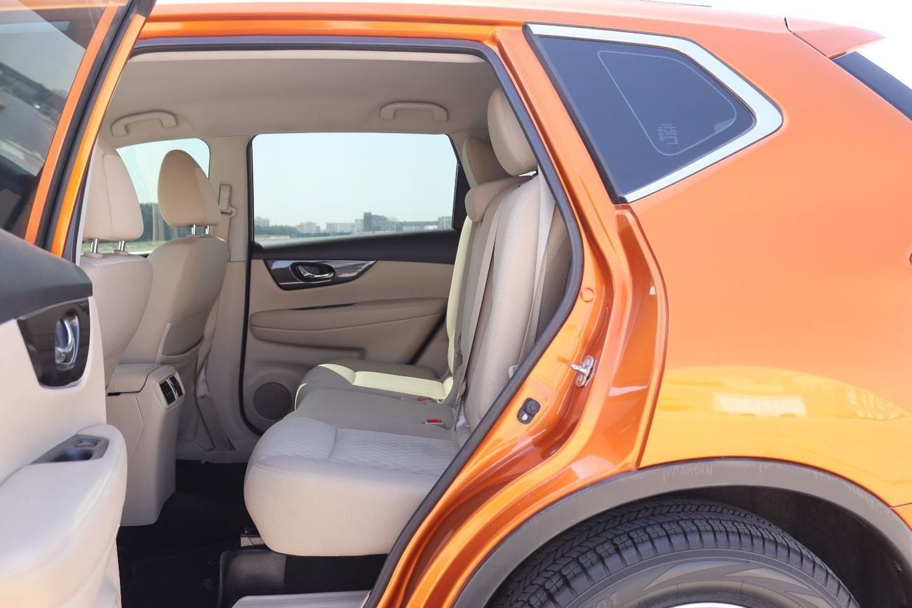 Nissan XTrail S 2.5L 4WD (5 Seater) NISSAN  X-TRAIL -2020 - GCC - Accident-free -2.5 L - 4WD - In excellent condit