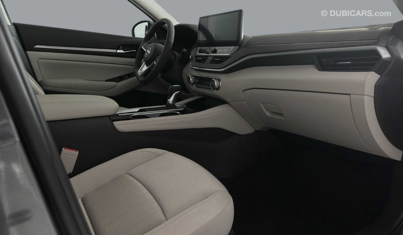 Nissan Altima Efficient Driving, Smart Technology - Nissan Altima SV 2023 2.5L