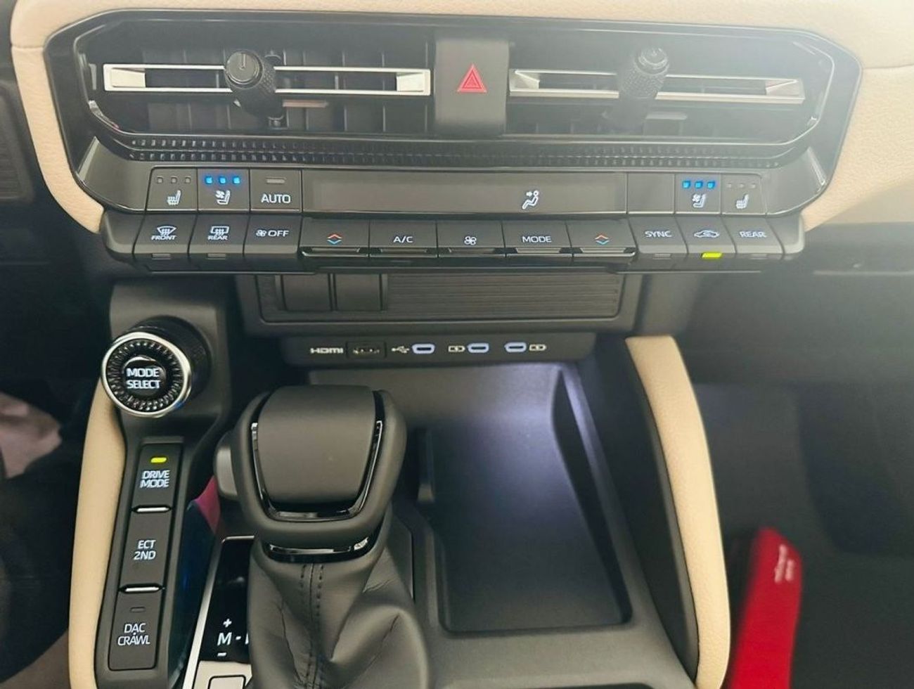 تويوتا برادو 2.4L GXL , LEATHER SEAT, PUSH START, ELECTRIC BACK DOOR, ALLOY WHEELS, MODEL 2024