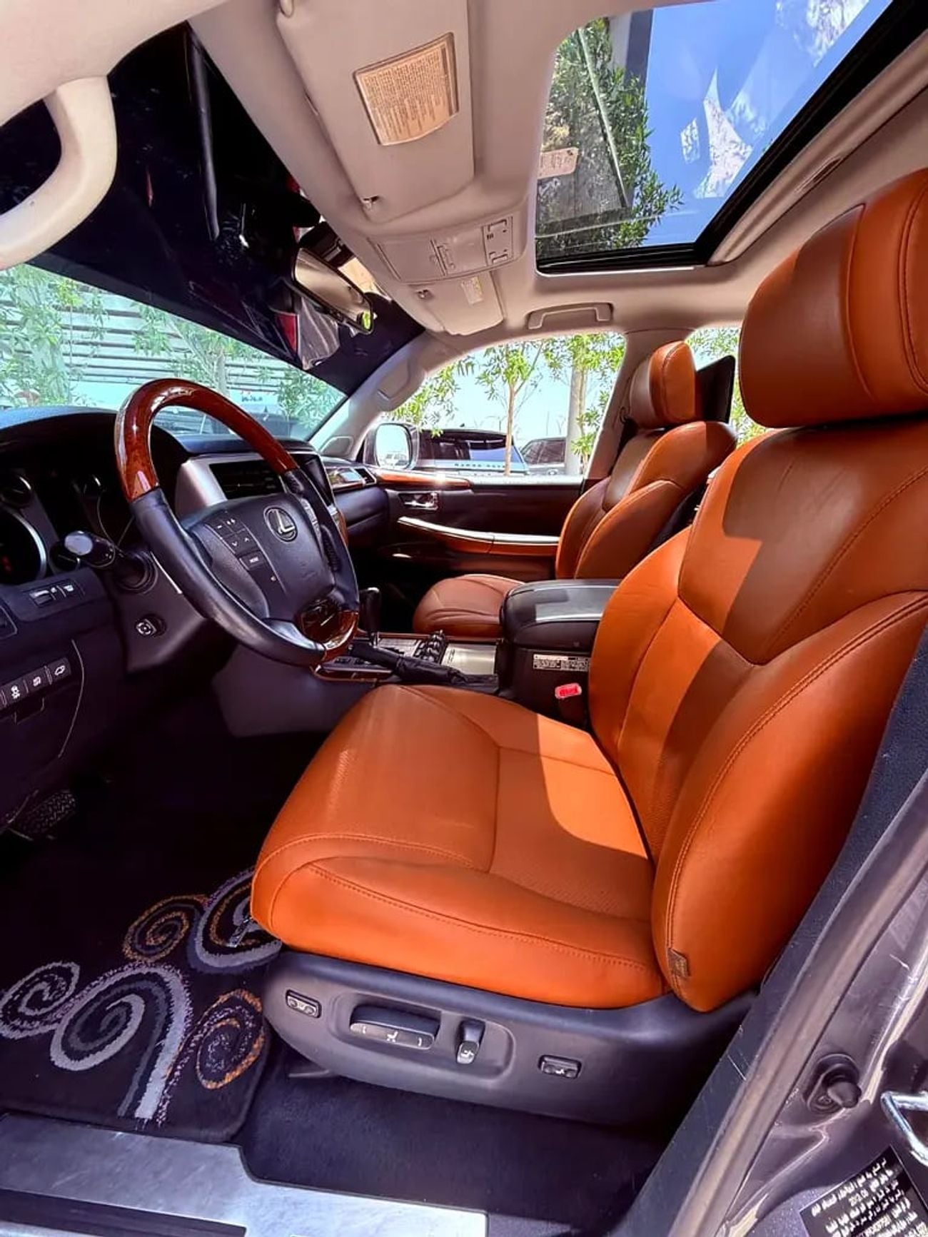 لكزس LX 570 لكزس LX570 خليجي فل اوبشن