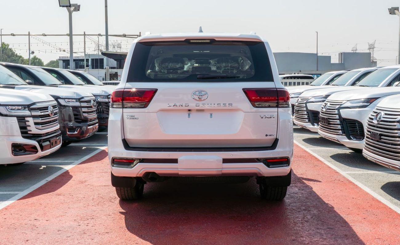 تويوتا لاند كروزر VXR