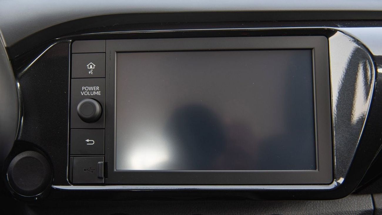 تويوتا هيلوكس SGLX HILUX 2.4L AT
