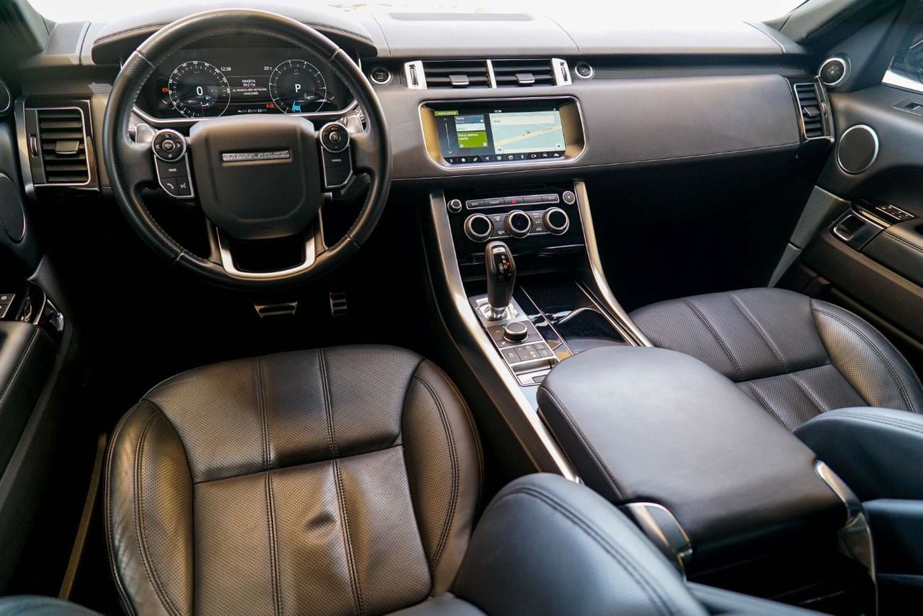 Used Land Rover Range Rover Sport HSE 2017 for sale in Dubai - 730215