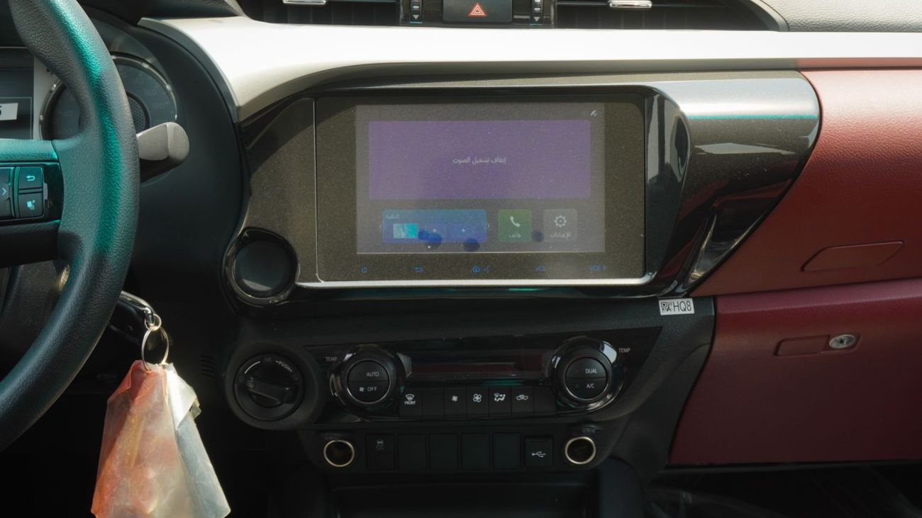 تويوتا هيلوكس TOYOTA HILUX SR5 2.7L PETROL