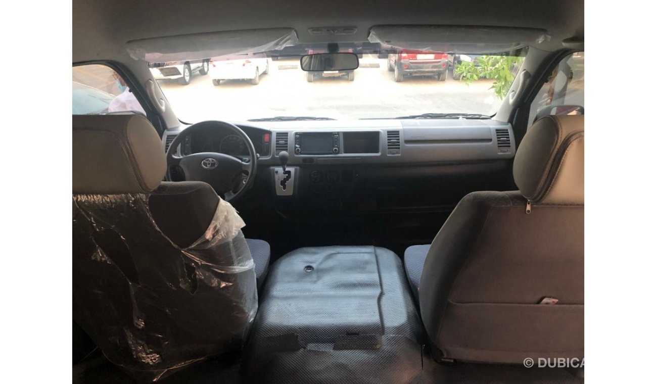 Toyota Hiace Toyota Hiace Highroof Bus 15 seater, A/T, model:2012. Free of accident.only done 2300 km