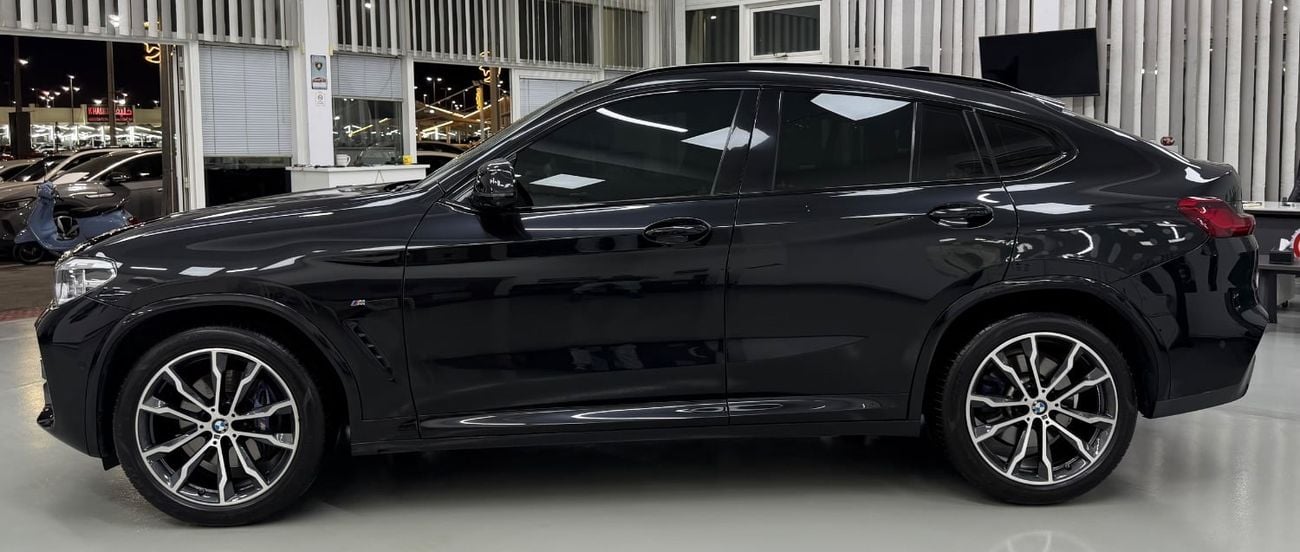بي أم دبليو X4 xDrive 30i M Sport 2.0L