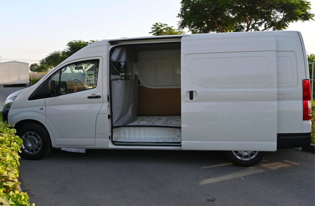Toyota Hiace DX CARGO