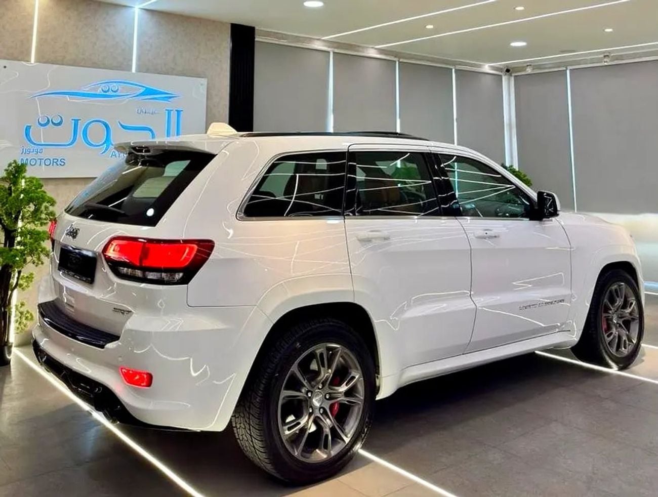 جيب جراند شيروكي SRT BEST SRT V8 || GCC || TOP OPTIONS || AMAZING CONDITION || RECENTLY SERVICED