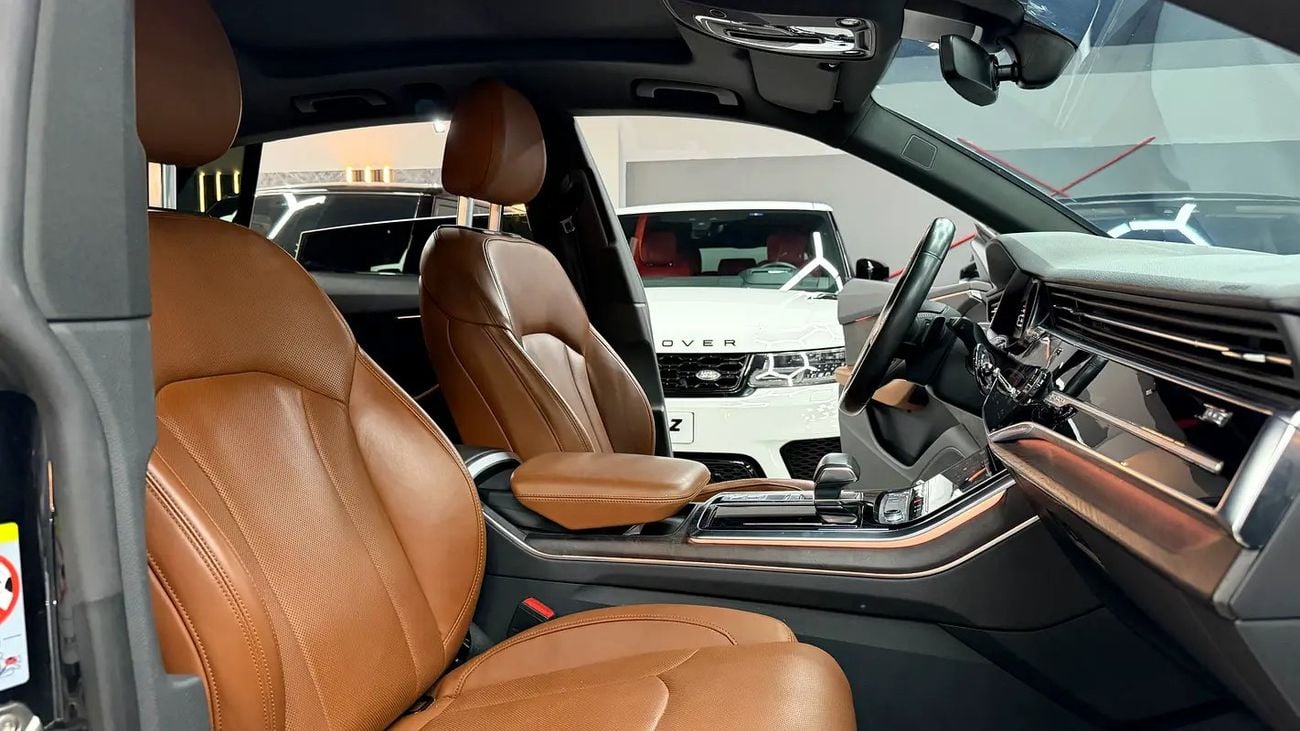 أودي Q8 55 TFSI S-LINE