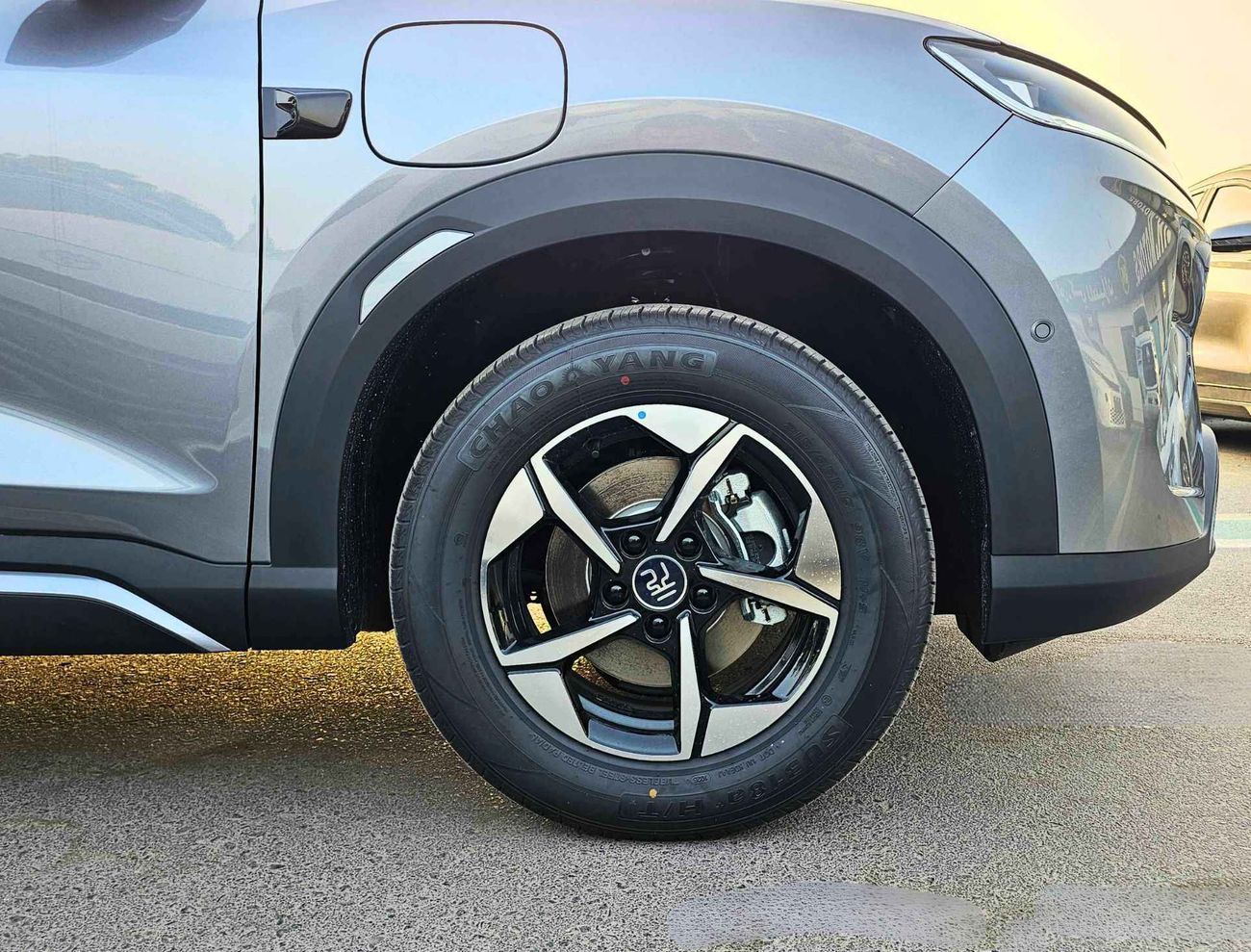 بي واي دي يوان أب EXCEEDING 401-KM / A/T / 360* CAMERA / HEADUP DISPLAY / PANORAMIC / ELECTRIC (CODE # EXCEEDING)