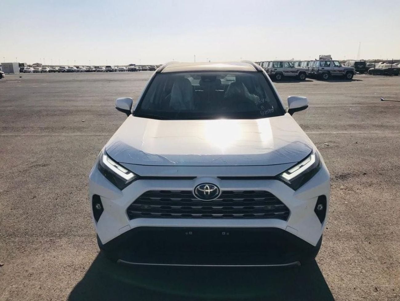 تويوتا راف ٤ 2.5L AT hybrid XLE