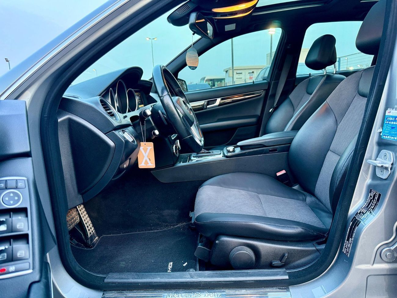 Mercedes-Benz C 200 C200