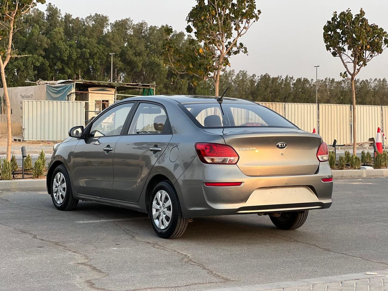Kia Pegas LX
