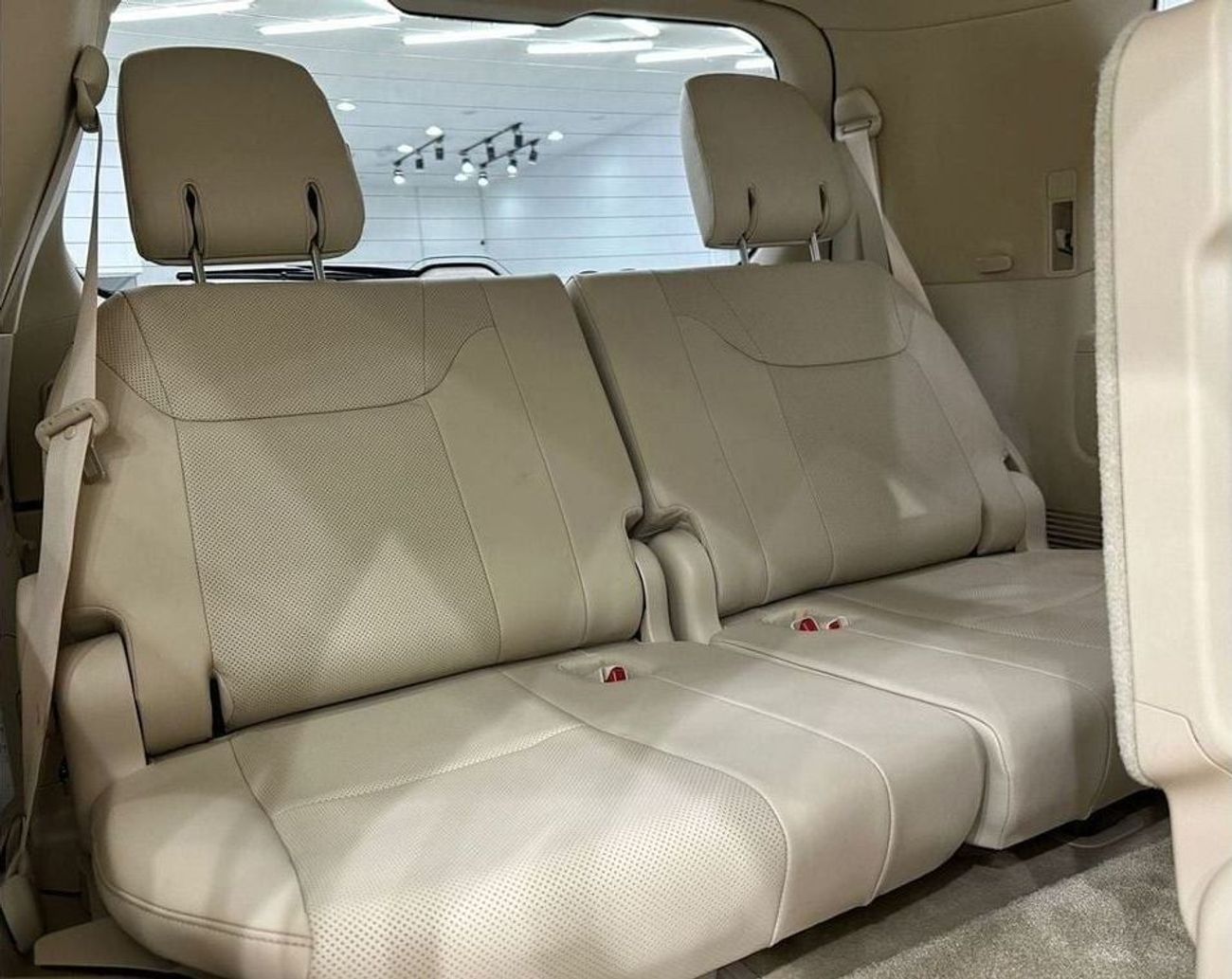 Lexus LX 570 Premier Plus 5.7L 2020 Lexus LX570 Premier Plus, Warranty, Full Lexus Service History, Fully Loaded,