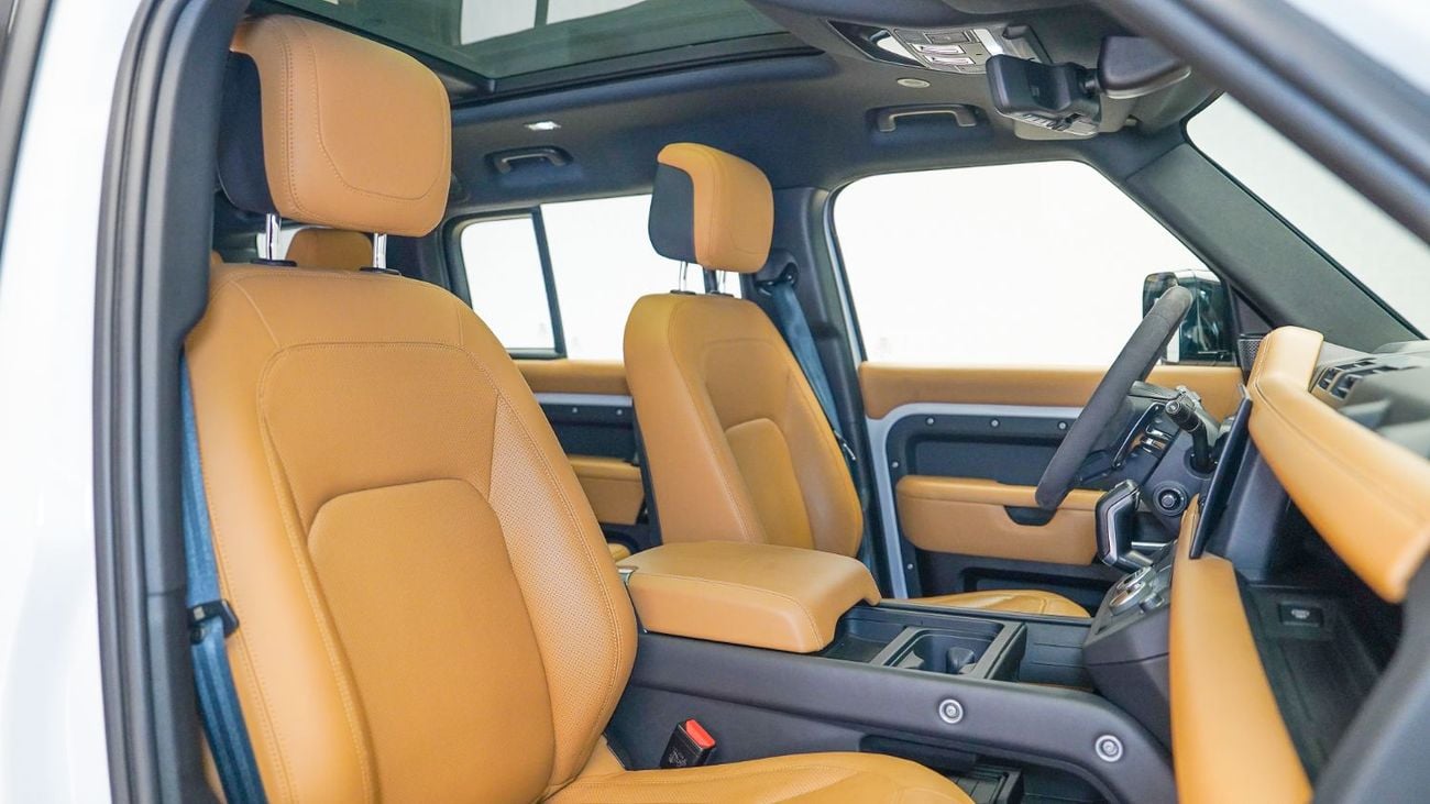 Land Rover Defender 110 X P525 5.0L Widetrack | AED 6,432 PM | Low KM, Widearch Styling, GCC | Ramadan Offer