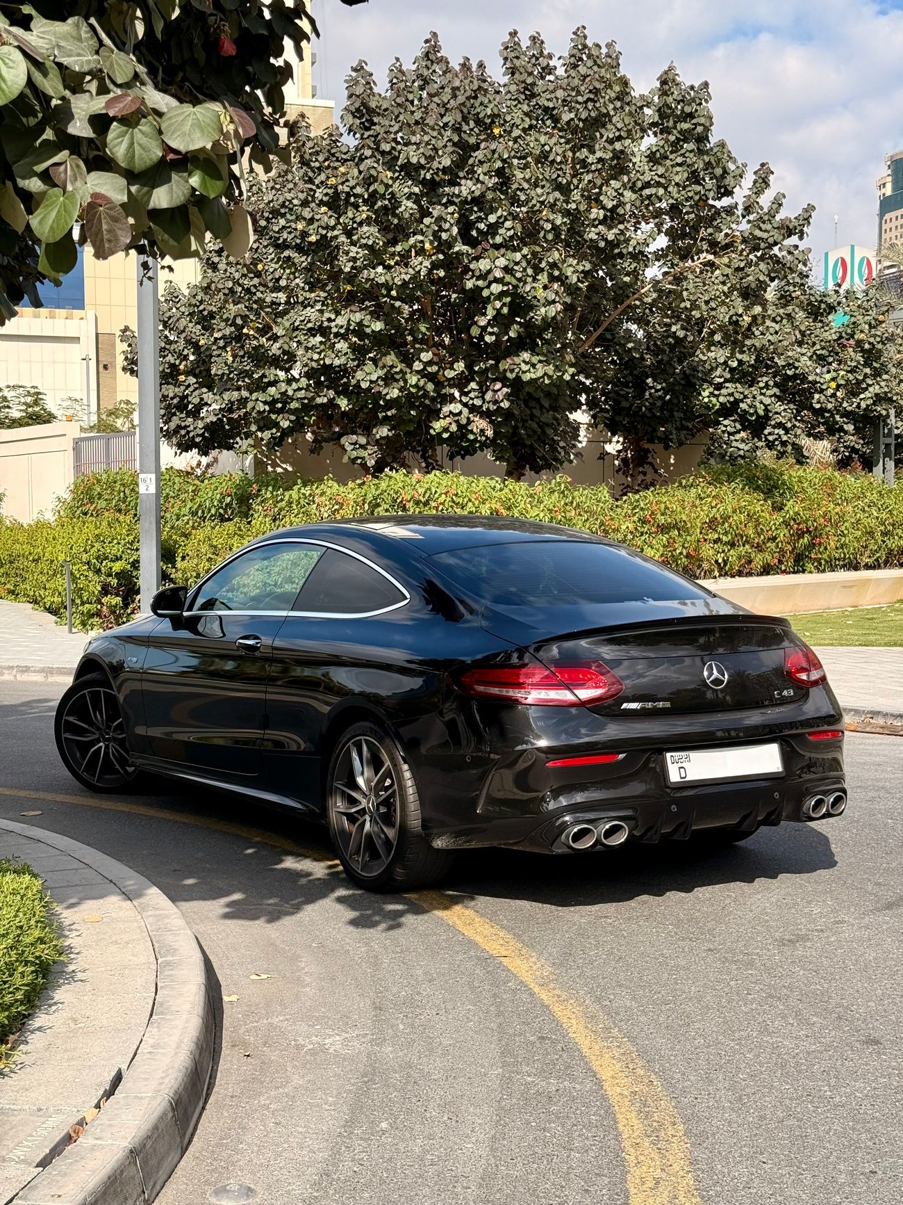 Mercedes-Benz C 43 AMG 3.0L, v6, coupe . awd. 4 seats . 2 door