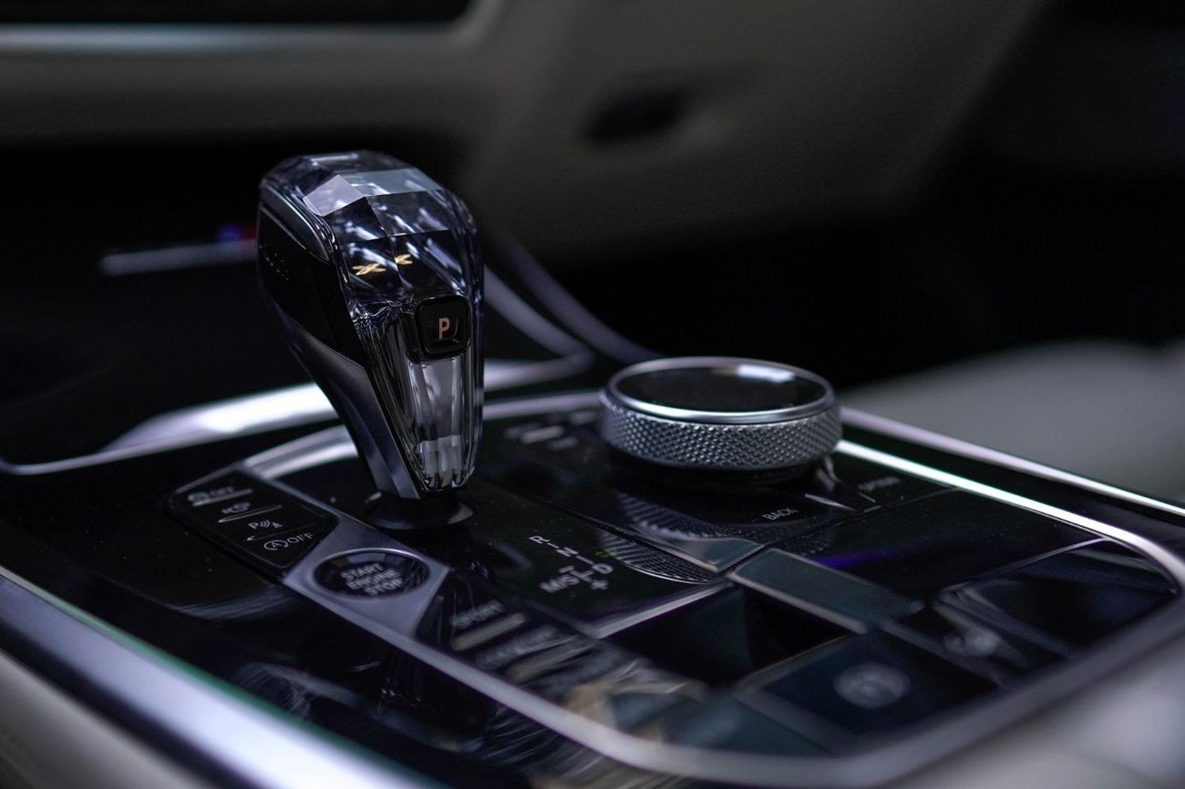 بي أم دبليو X5 50i M سبورت