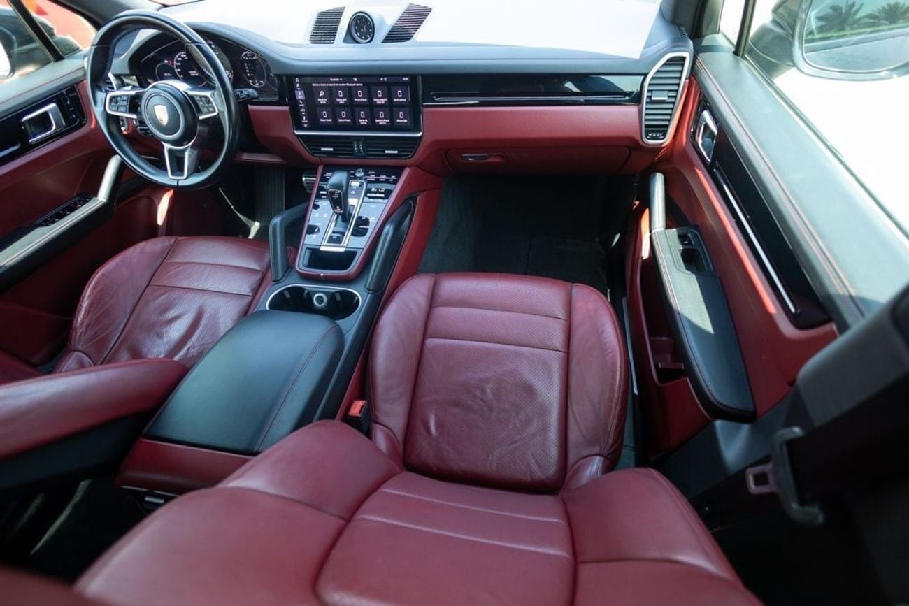 Porsche Cayenne S 2.9L (440 HP)