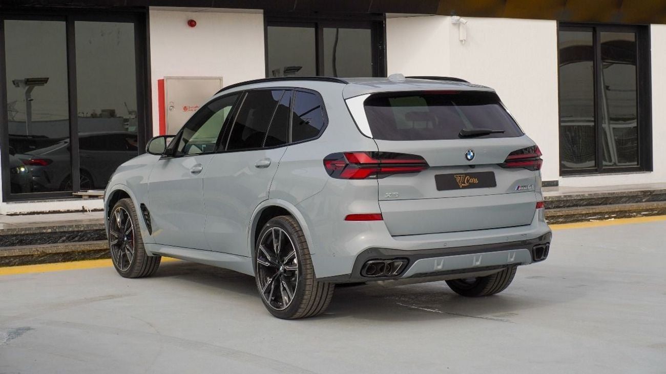 بي أم دبليو X5 M BMW X5 M60i 2026  | Brand New |  Carbon Fiber | Nardo Grey