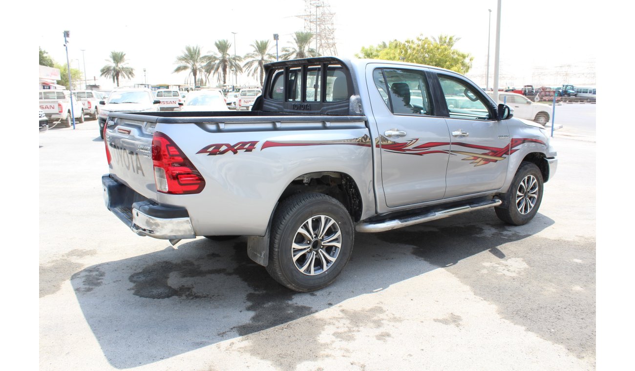 Toyota Hilux 4*4  SR5 Gasoline 2700 cc