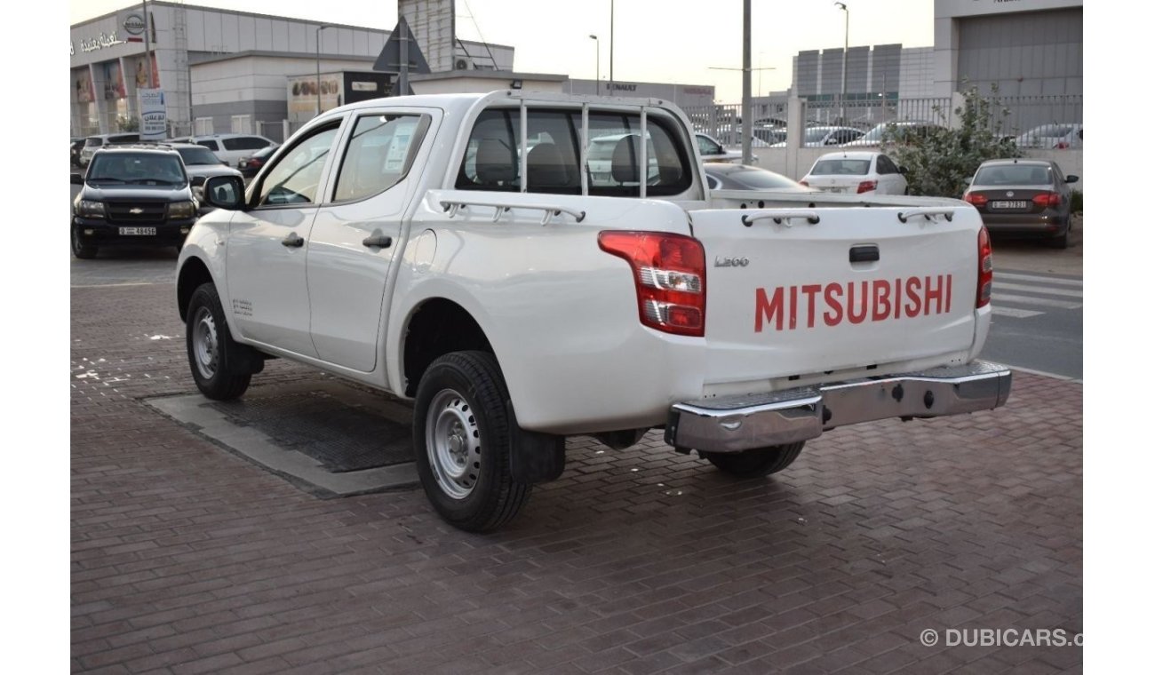 Mitsubishi L200 2017 | MITSUBISHI L200 2.4L 4WD PETROL DOUBLE CABIN 4-DOOR PICKUP | MANUAL TRANSMISSION |GCC | SPECT